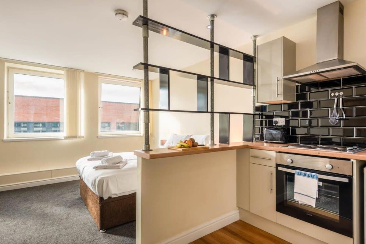 Modern & Bright Budget Studio In Central Doncaster Apartment Exterior photo