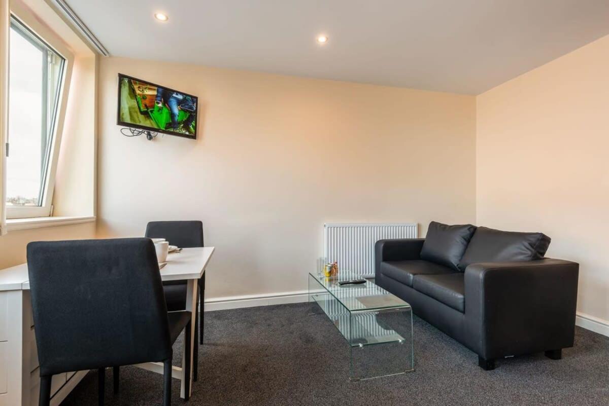 Modern & Bright Budget Studio In Central Doncaster Apartment Exterior photo