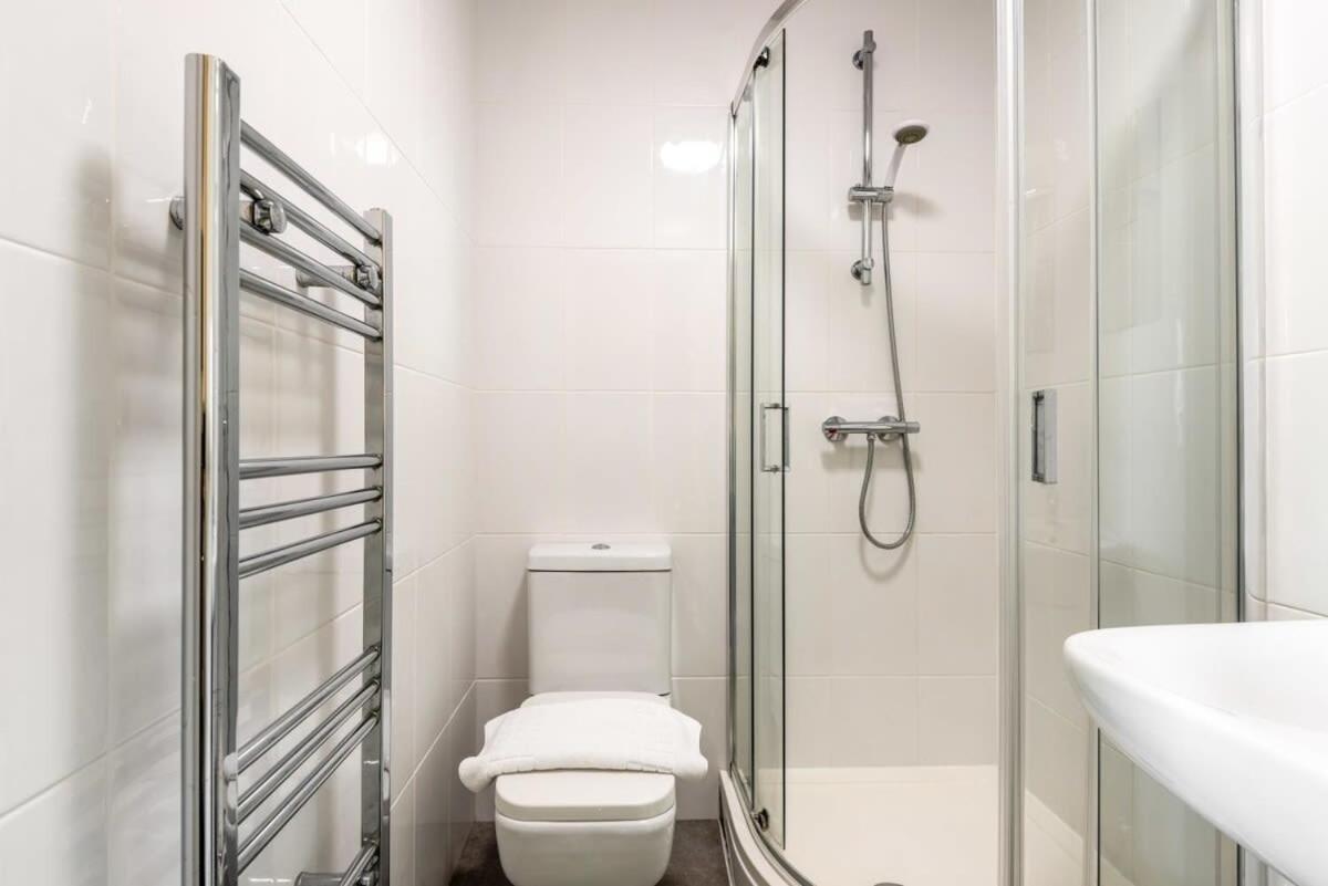 Modern & Bright Budget Studio In Central Doncaster Apartment Exterior photo