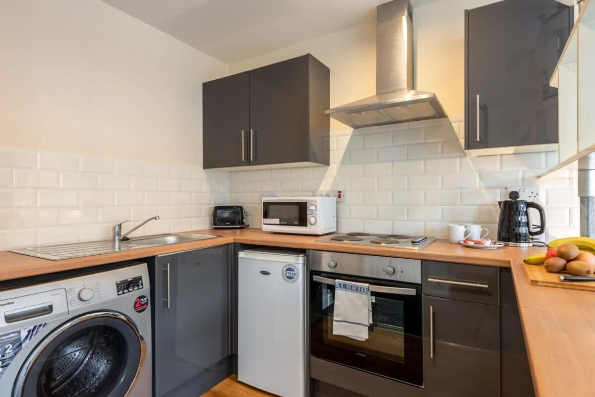 Modern & Bright Budget Studio In Central Doncaster Apartment Exterior photo